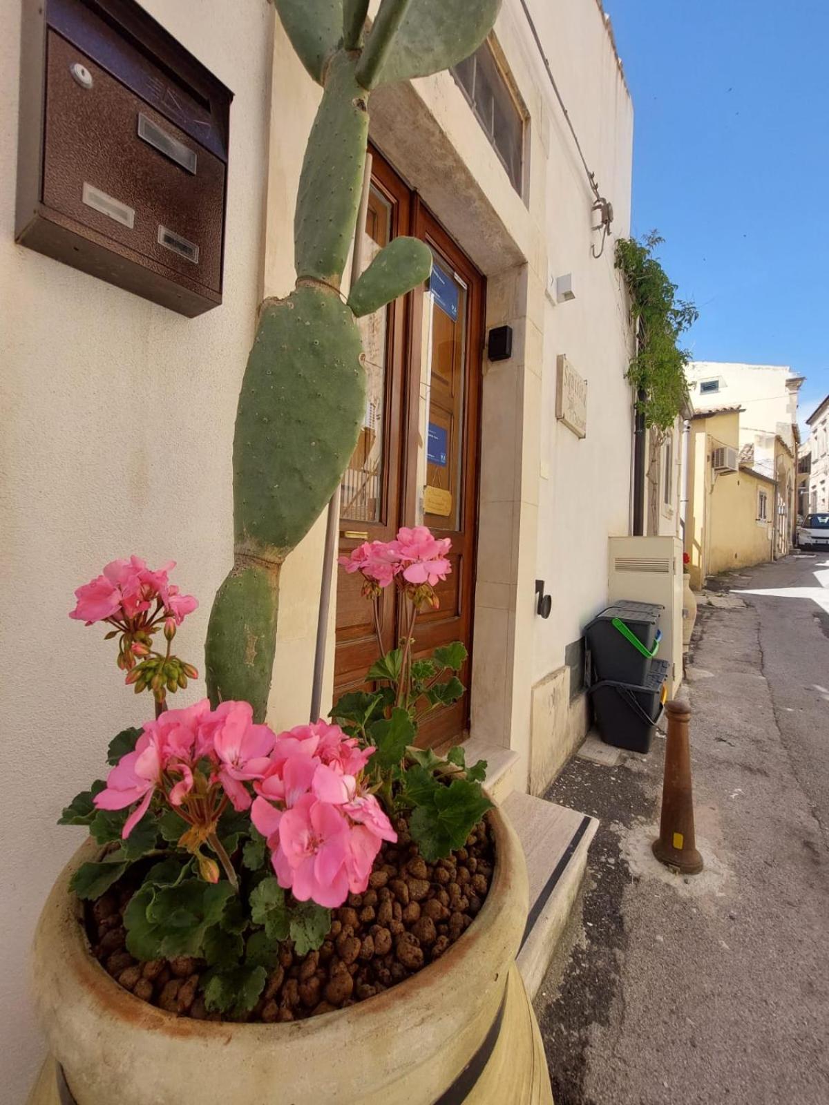 Squisita Home Noto Dış mekan fotoğraf